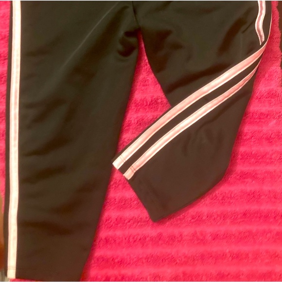 2 Piece Adidas Track Suit 3T - Picture 11 of 16